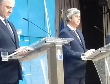 Συντάξεις: Επιμένει στις «δεσμεύσεις» ο Ρέγκλινγκ - Μοσχοβισί: «Υπάρχει δημοσιονομικός χώρος»…